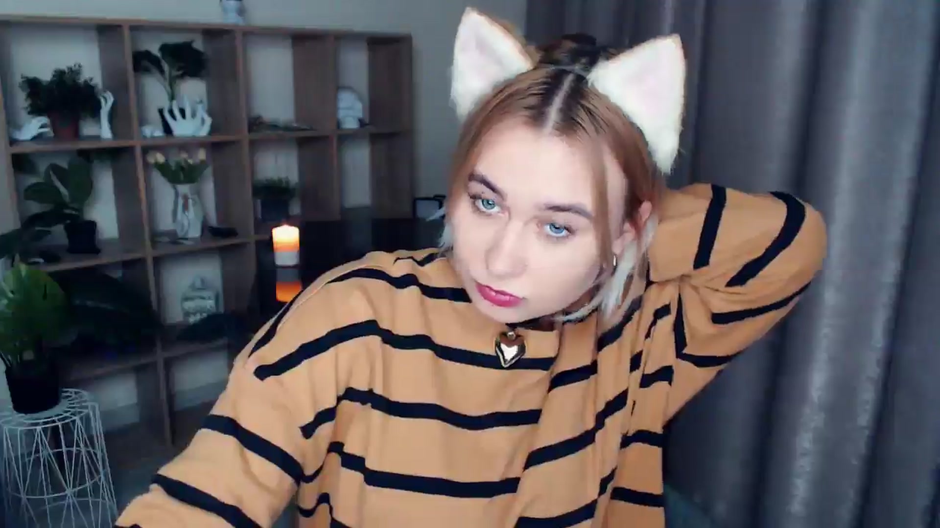Gallery image thumbnail from Kukla_kolduna's myfreecams stream on, 12/11/2024, 15:00 image 5 of 20