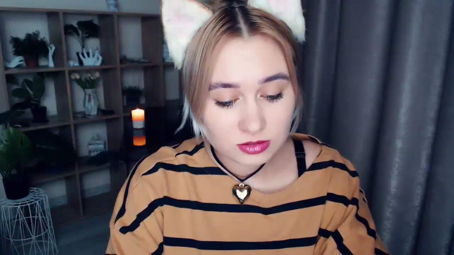 Gallery image thumbnail from Kukla_kolduna's myfreecams stream on, 12/11/2024, 15:00 image 4 of 20