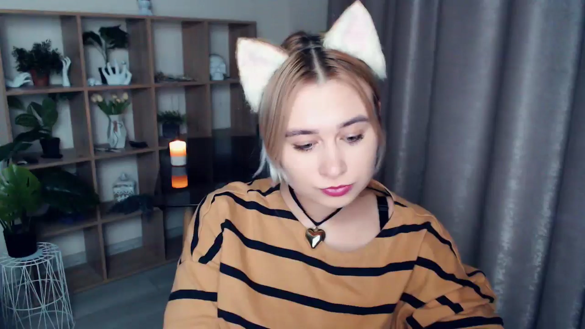 Gallery image thumbnail from Kukla_kolduna's myfreecams stream on, 12/11/2024, 15:00 image 6 of 20
