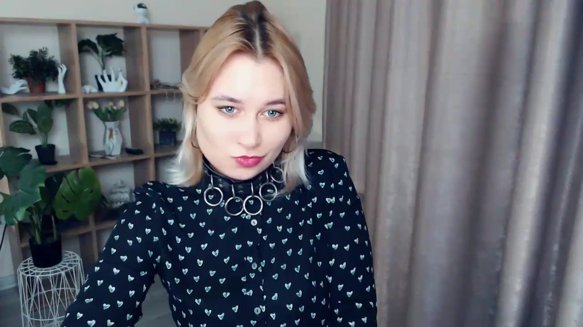 Gallery image thumbnail from Kukla_kolduna's myfreecams stream on, 12/13/2024, 17:34 image 3 of 20