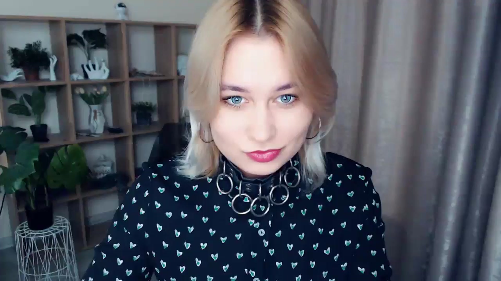 Gallery image thumbnail from Kukla_kolduna's myfreecams stream on, 12/13/2024, 17:34 image 1 of 20
