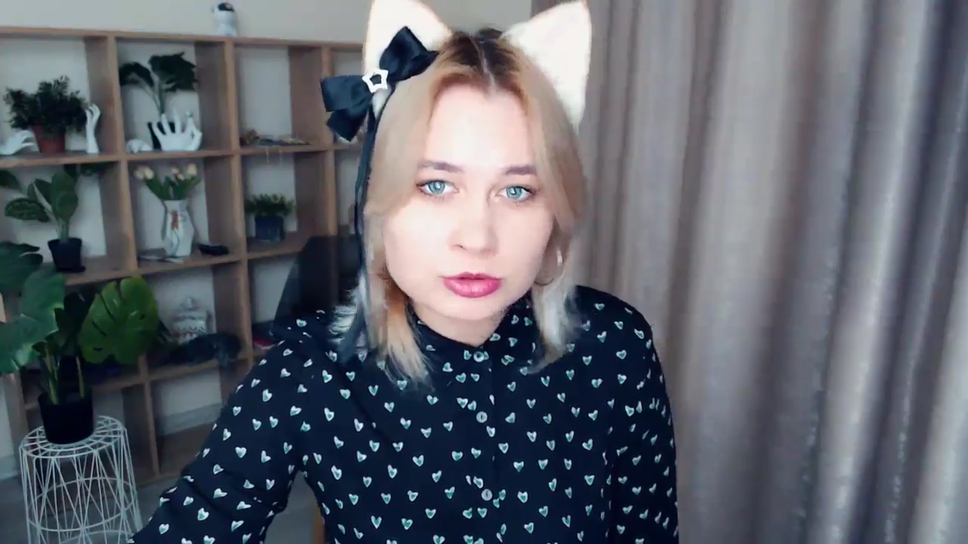 Gallery image thumbnail from Kukla_kolduna's myfreecams stream on, 12/13/2024, 17:34 image 10 of 20