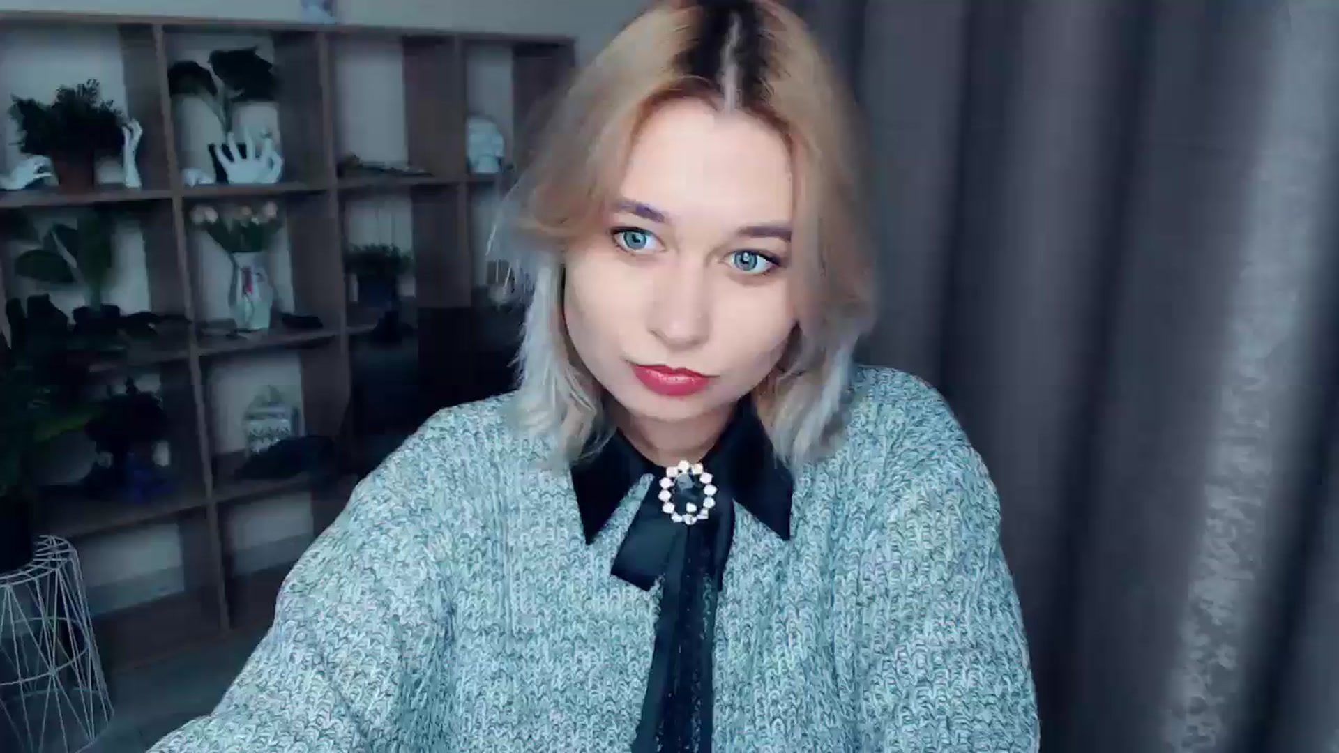 Gallery image thumbnail from Kukla_kolduna's myfreecams stream on, 12/14/2024, 17:27 image 11 of 20