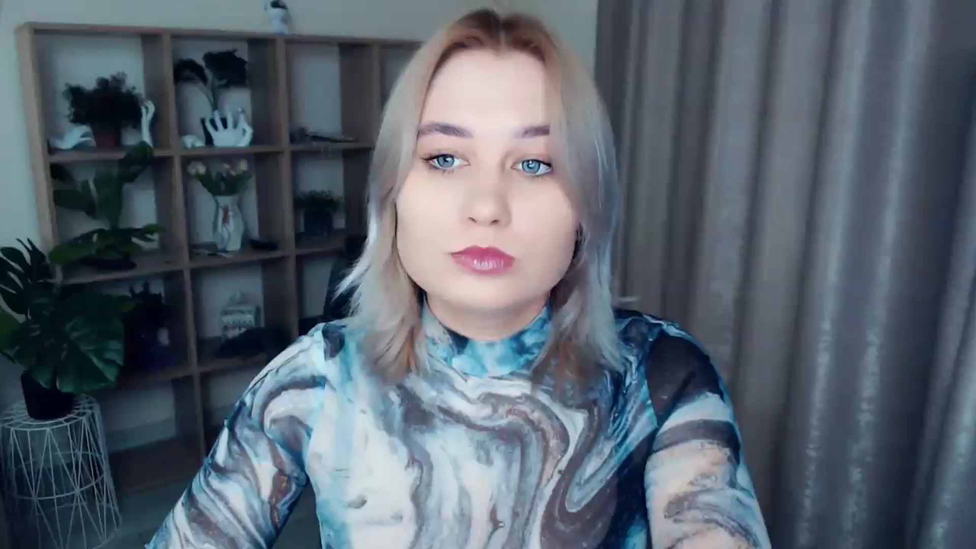 Gallery image thumbnail from Kukla_kolduna's myfreecams stream on, 12/20/2024, 16:05 image 1 of 20