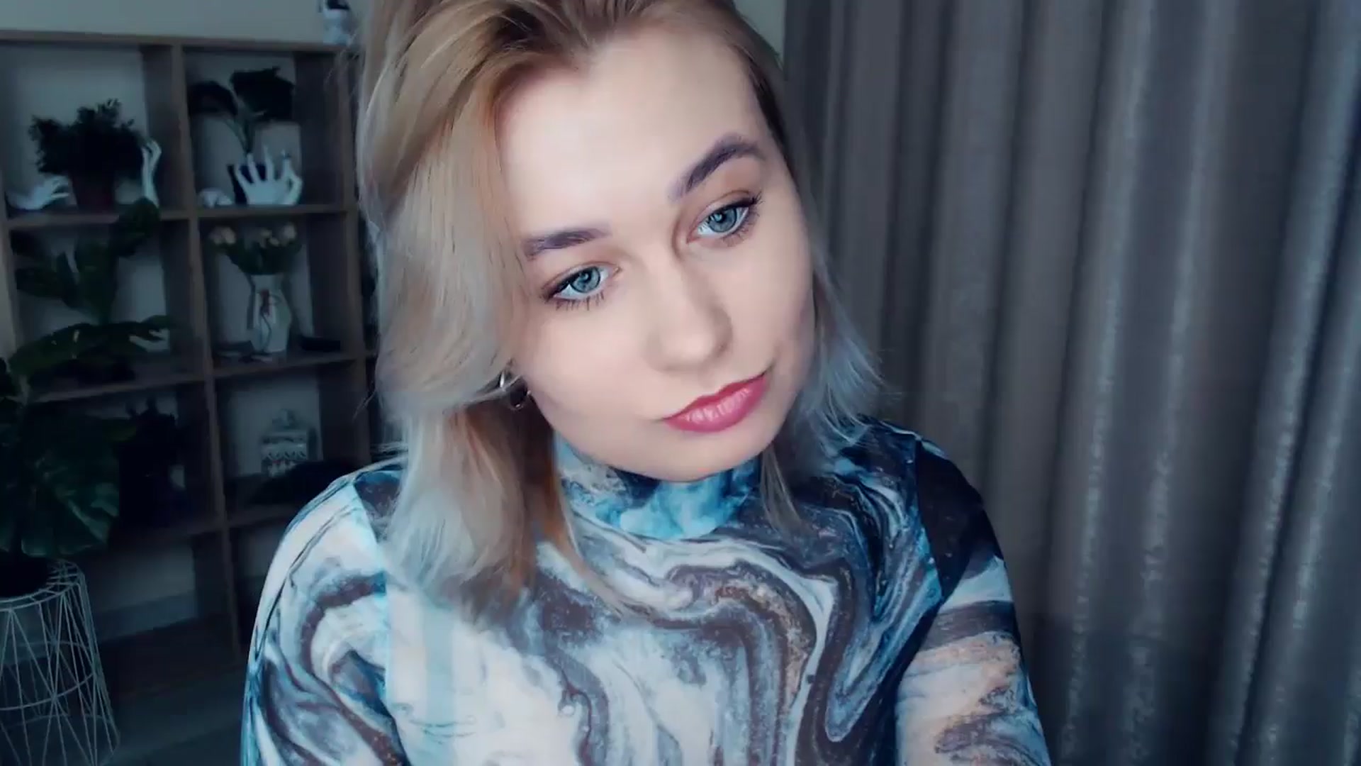 Gallery image thumbnail from Kukla_kolduna's myfreecams stream on, 12/20/2024, 16:05 image 13 of 20