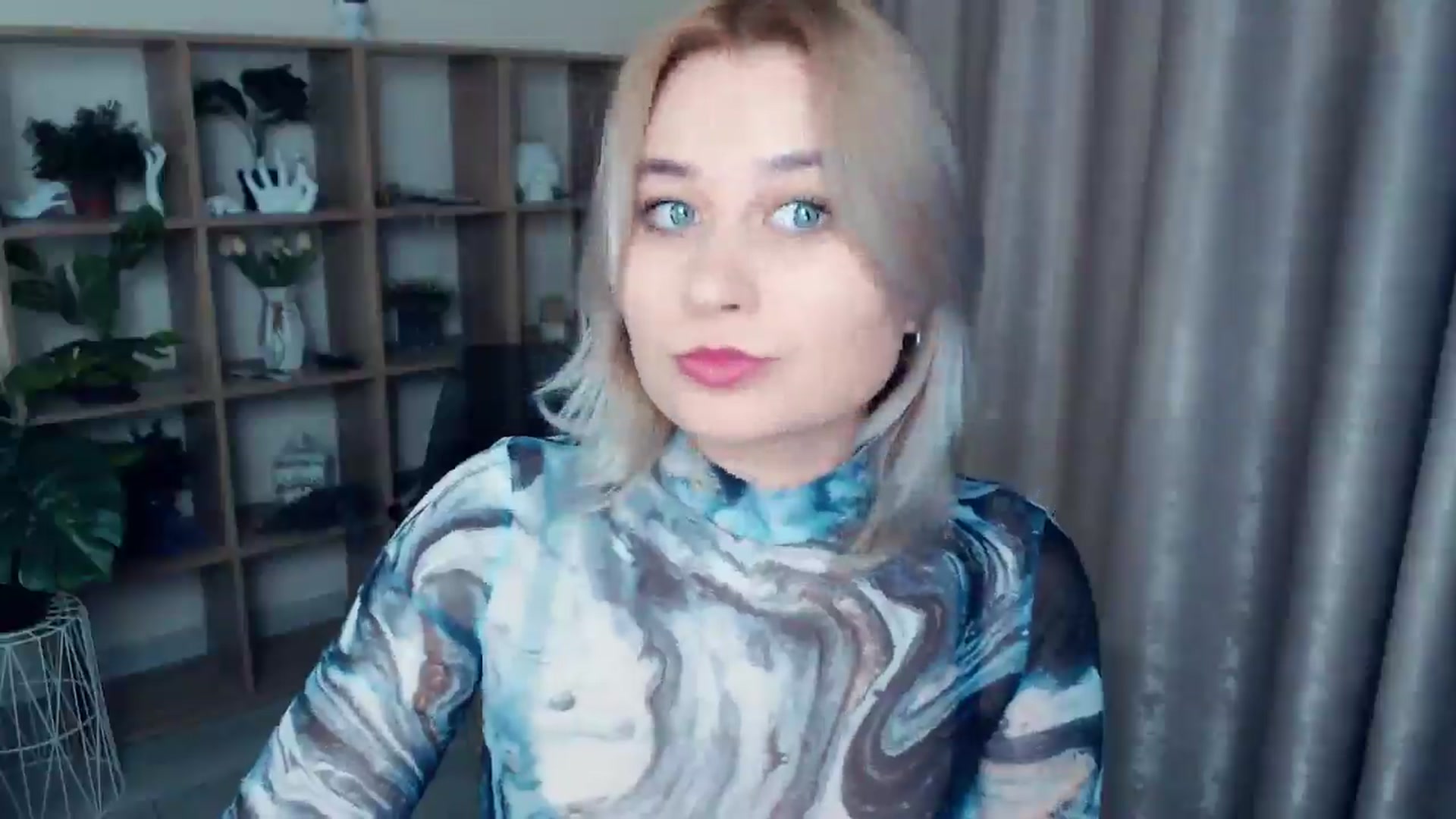Gallery image thumbnail from Kukla_kolduna's myfreecams stream on, 12/20/2024, 18:11 image 11 of 20