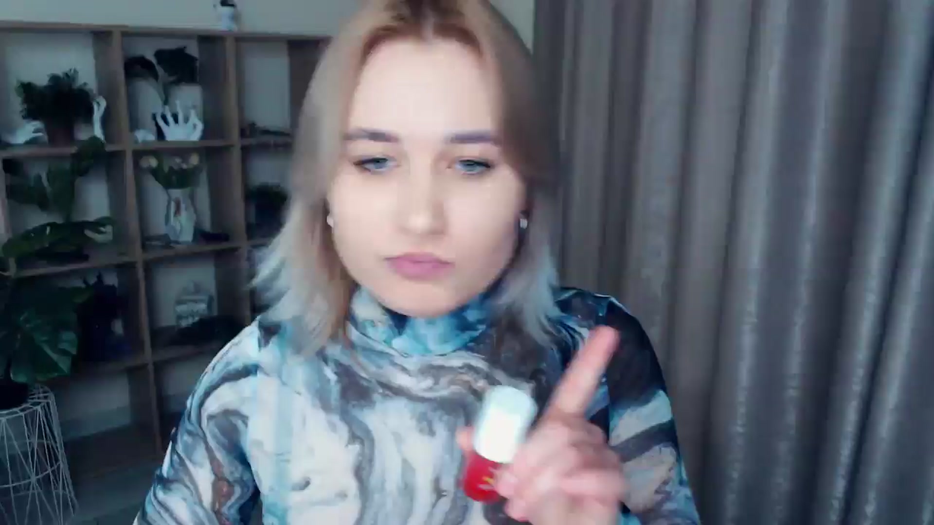 Gallery image thumbnail from Kukla_kolduna's myfreecams stream on, 12/20/2024, 18:11 image 1 of 20