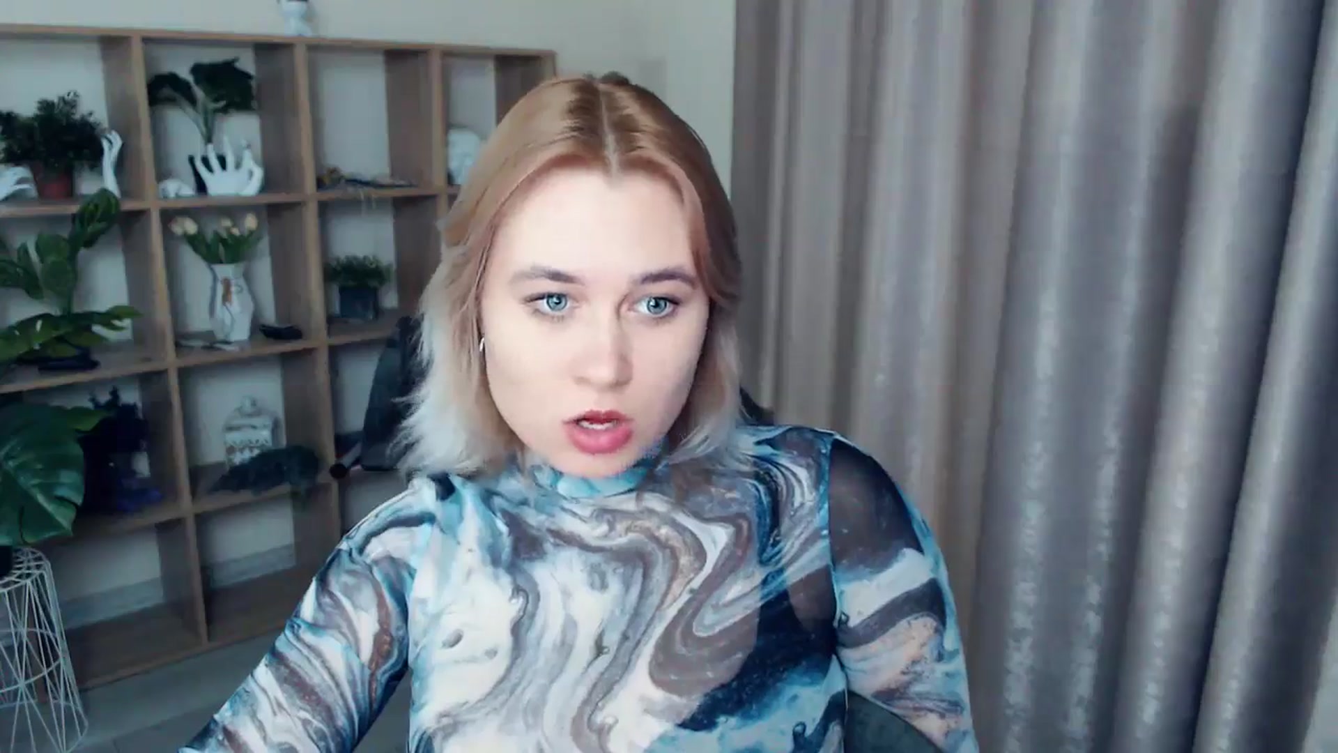 Gallery image thumbnail from Kukla_kolduna's myfreecams stream on, 12/20/2024, 19:08 image 6 of 20