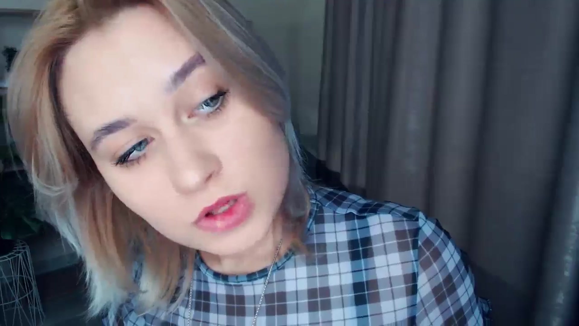 Gallery image thumbnail from Kukla_kolduna's myfreecams stream on, 12/21/2024, 18:55 image 19 of 20