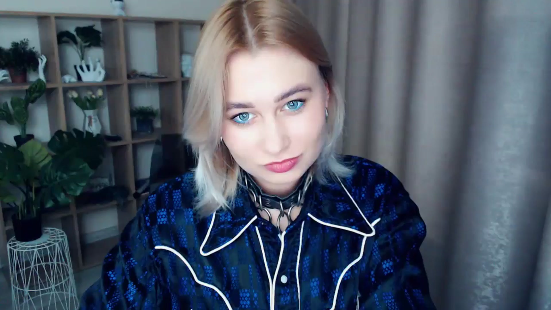 Gallery image thumbnail from Kukla_kolduna's myfreecams stream on, 12/22/2024, 16:22 image 1 of 20