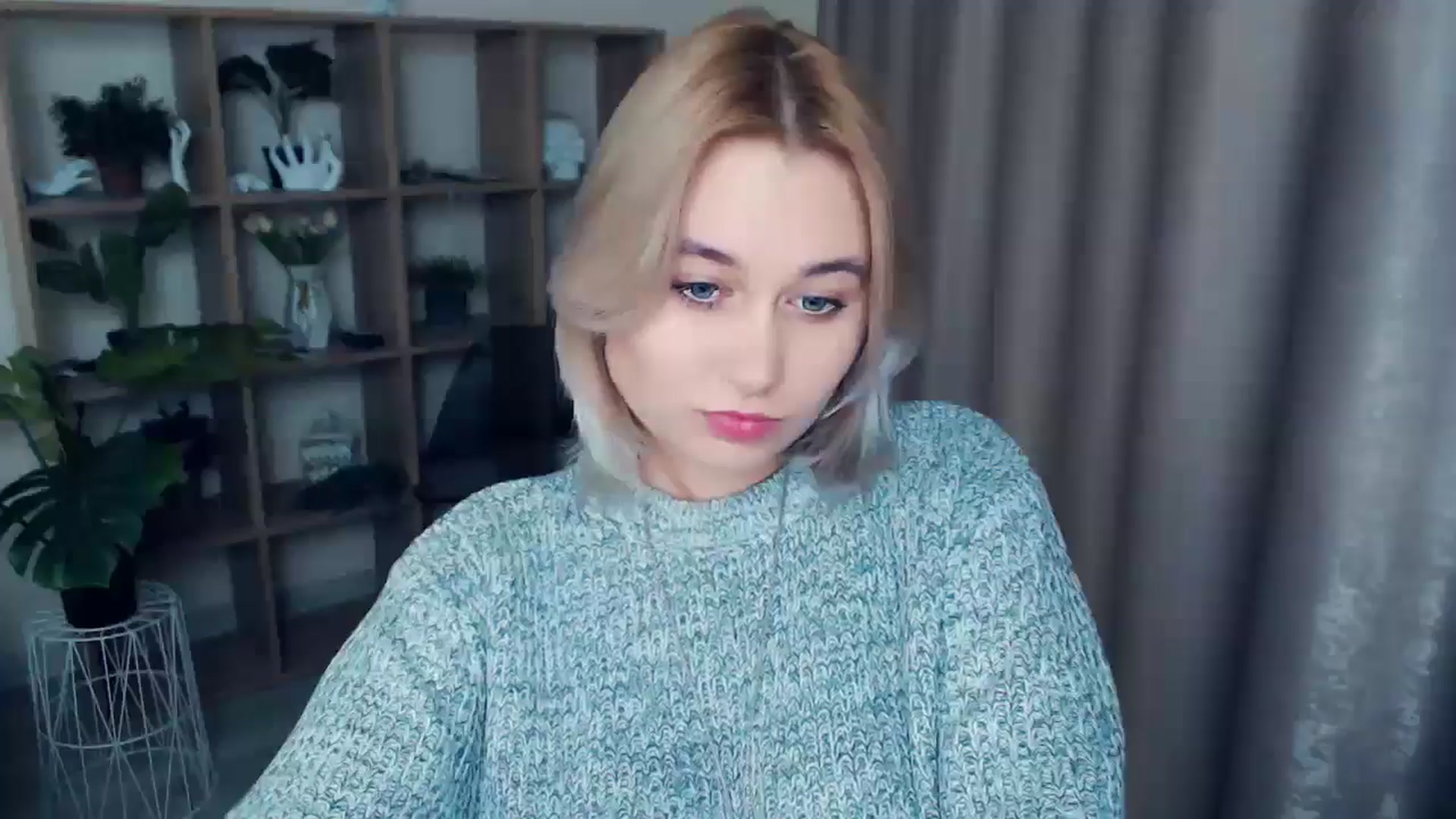 Gallery image thumbnail from Kukla_kolduna's myfreecams stream on, 12/28/2024, 15:40 image 8 of 20