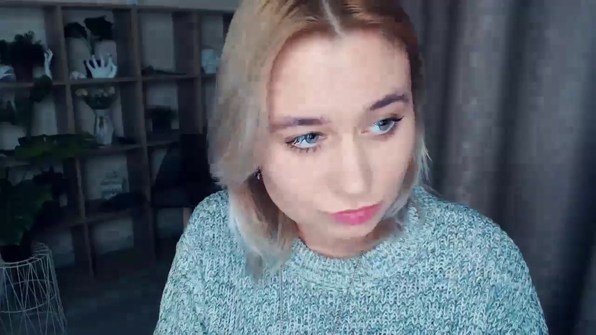 Gallery image thumbnail from Kukla_kolduna's myfreecams stream on, 12/28/2024, 17:22 image 13 of 20