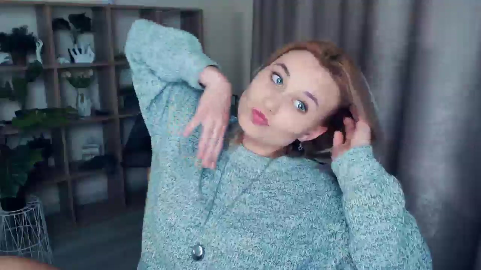 Gallery image thumbnail from Kukla_kolduna's myfreecams stream on, 12/28/2024, 18:37 image 6 of 20