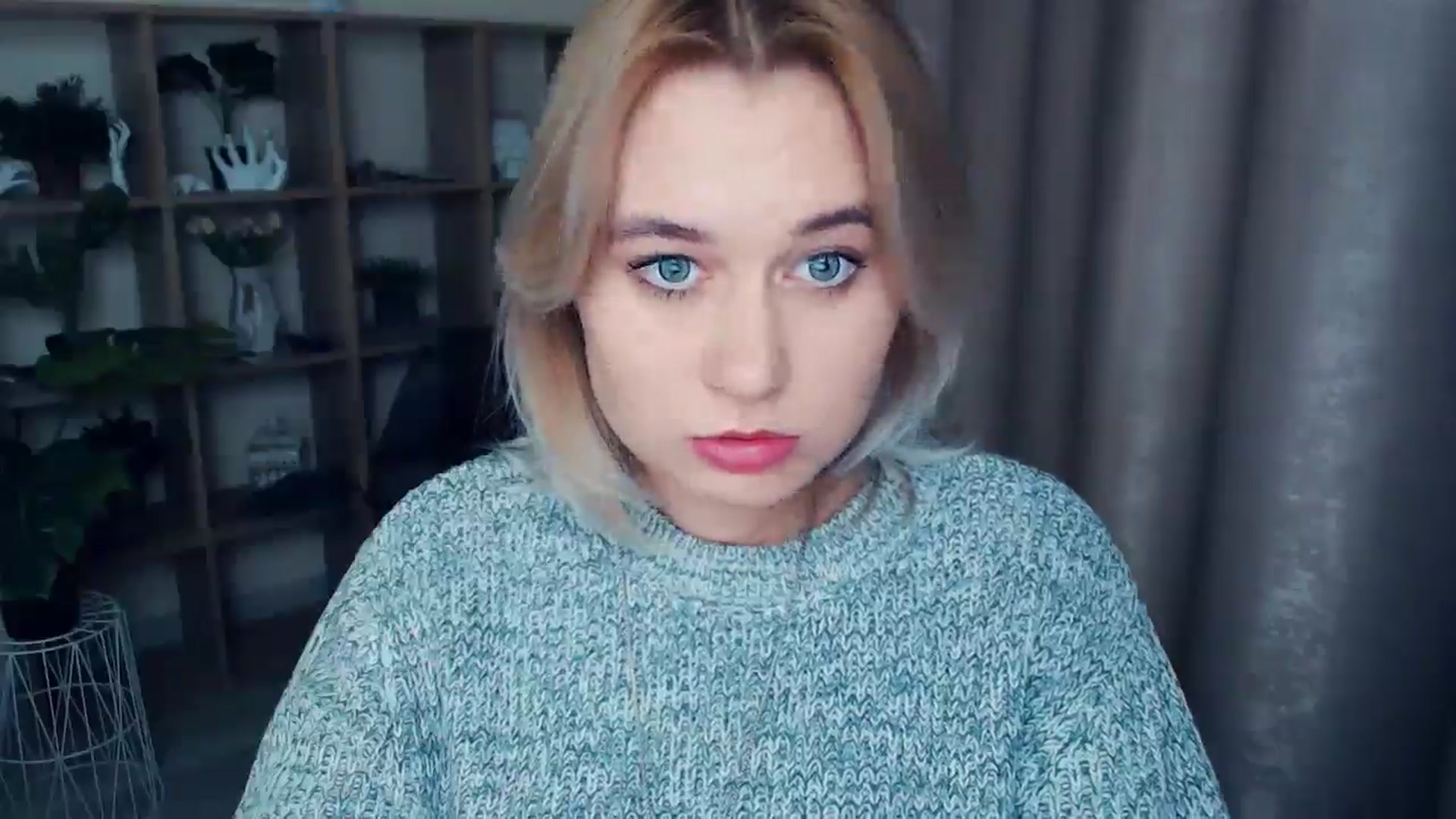 Gallery image thumbnail from Kukla_kolduna's myfreecams stream on, 12/28/2024, 18:37 image 19 of 20