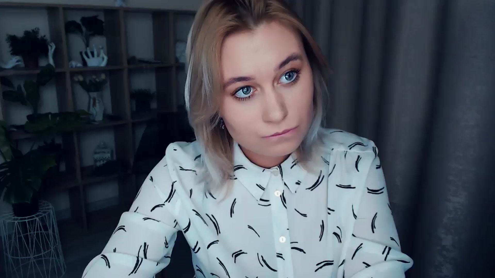 Gallery image thumbnail from Kukla_kolduna's myfreecams stream on, 12/29/2024, 15:50 image 7 of 20