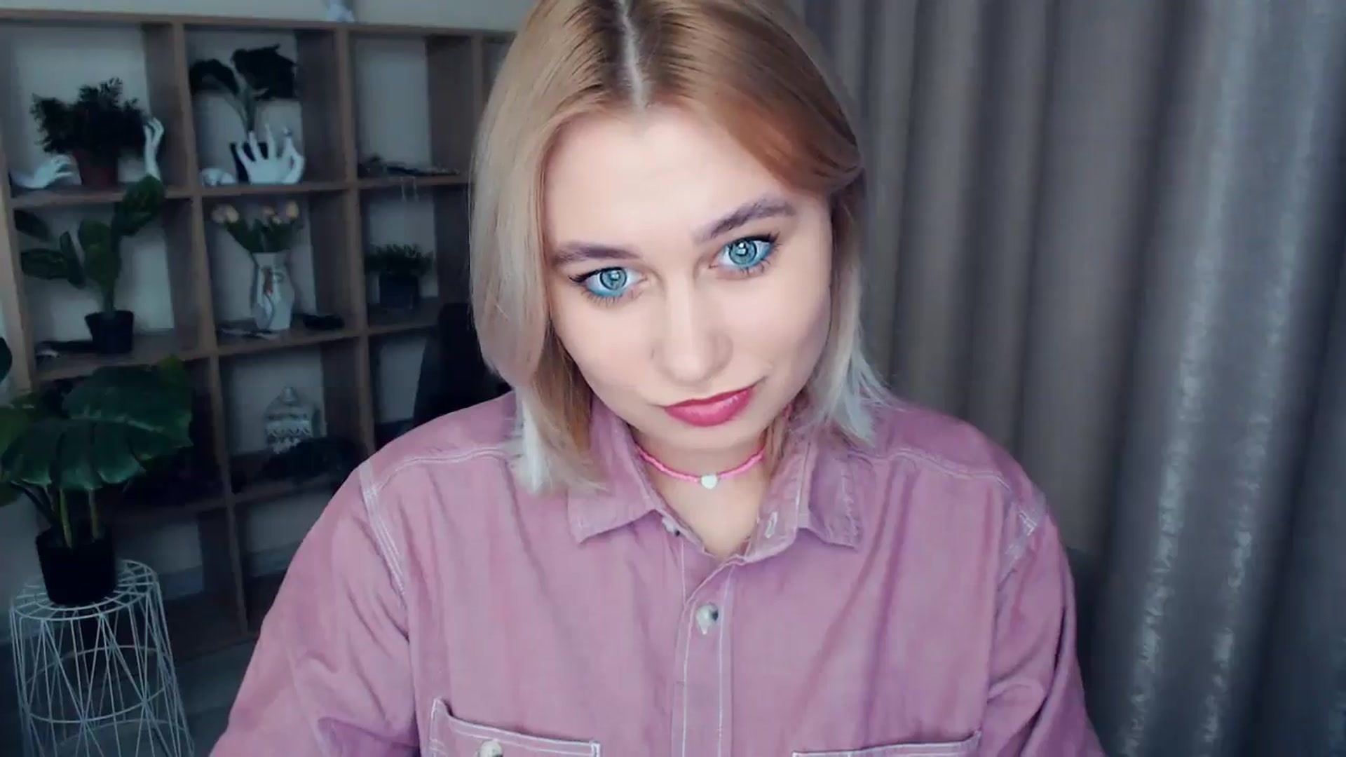 Gallery image thumbnail from Kukla_kolduna's myfreecams stream on, 01/03/2025, 15:32 image 6 of 20