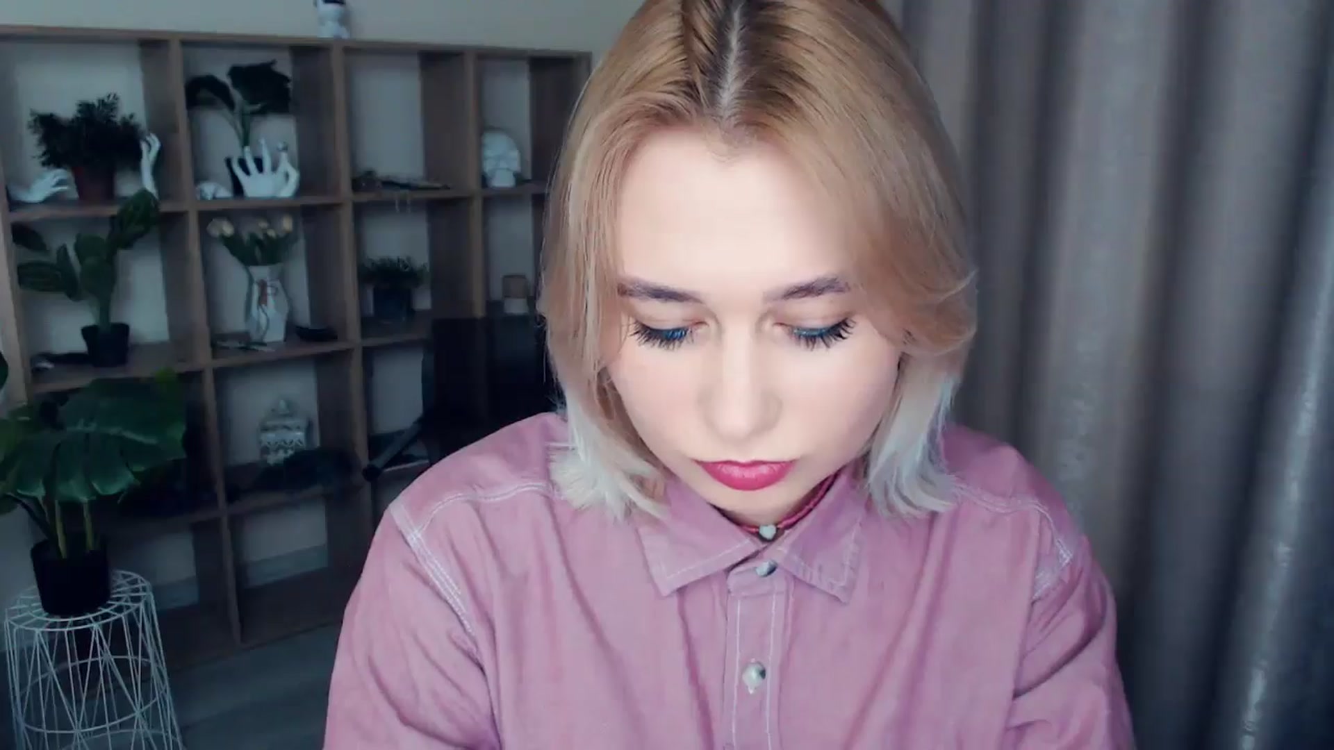 Gallery image thumbnail from Kukla_kolduna's myfreecams stream on, 01/03/2025, 17:01 image 11 of 20