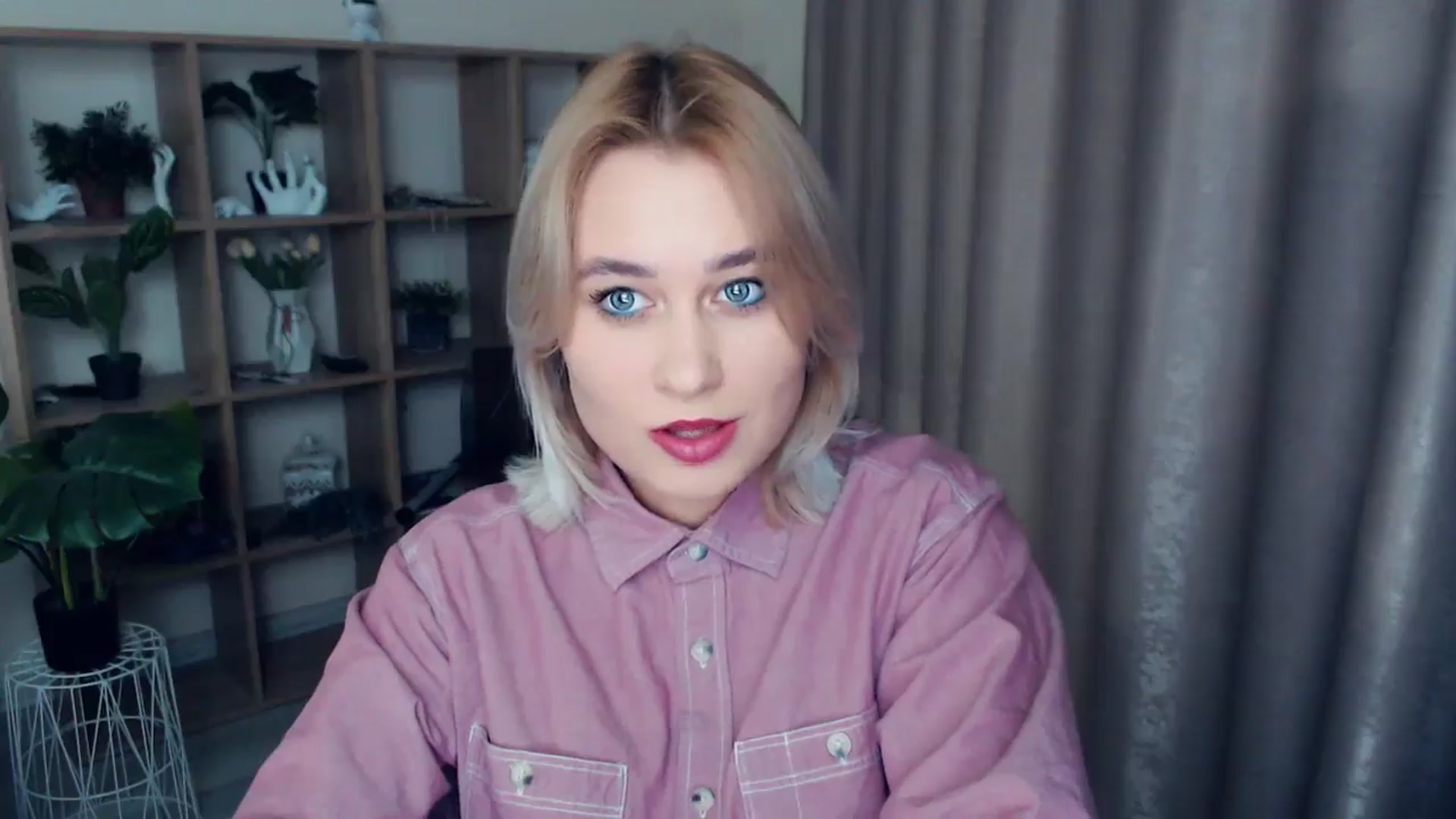 Gallery image thumbnail from Kukla_kolduna's myfreecams stream on, 01/03/2025, 17:01 image 17 of 20