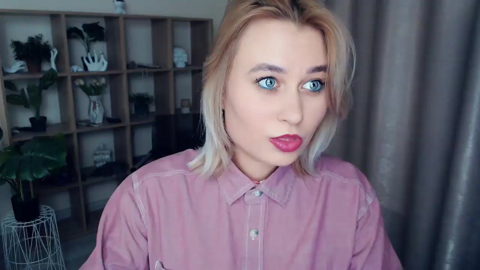 Gallery image thumbnail from Kukla_kolduna's myfreecams stream on, 01/03/2025, 17:01 image 4 of 20