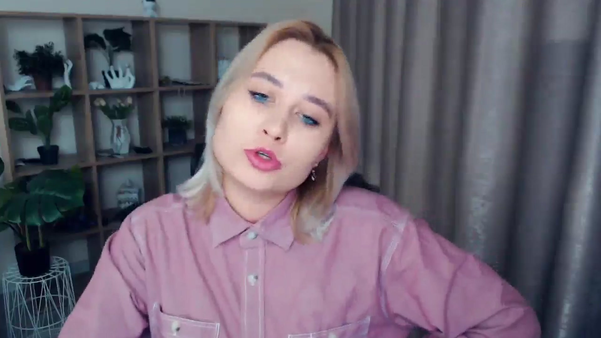 Gallery image thumbnail from Kukla_kolduna's myfreecams stream on, 01/03/2025, 19:07 image 20 of 20