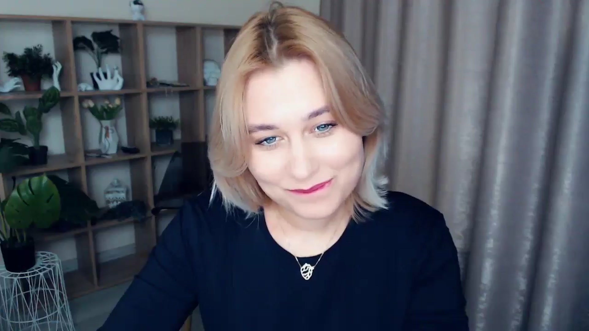 Gallery image thumbnail from Kukla_kolduna's myfreecams stream on, 01/04/2025, 17:28 image 8 of 20