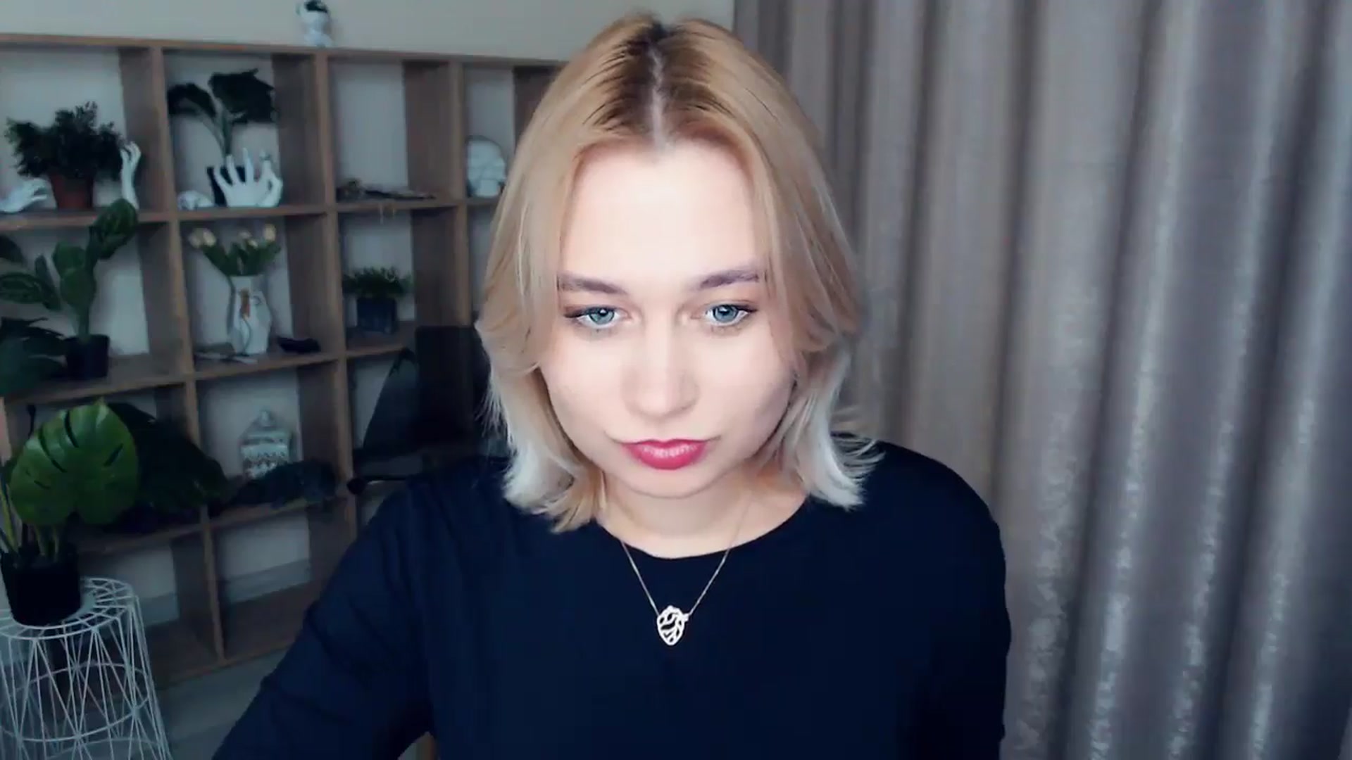 Gallery image thumbnail from Kukla_kolduna's myfreecams stream on, 01/04/2025, 17:28 image 20 of 20