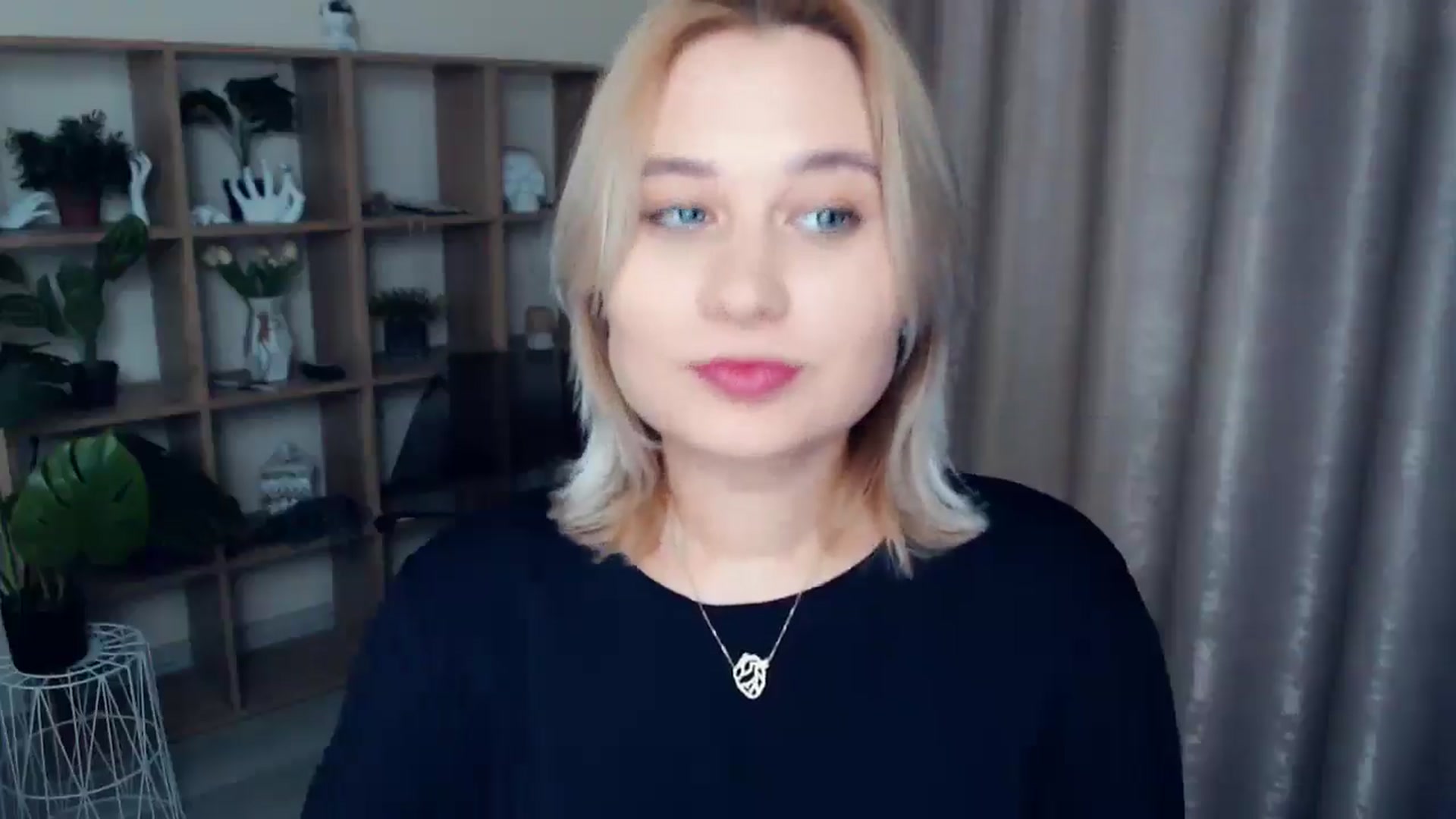 Gallery image thumbnail from Kukla_kolduna's myfreecams stream on, 01/04/2025, 17:28 image 18 of 20