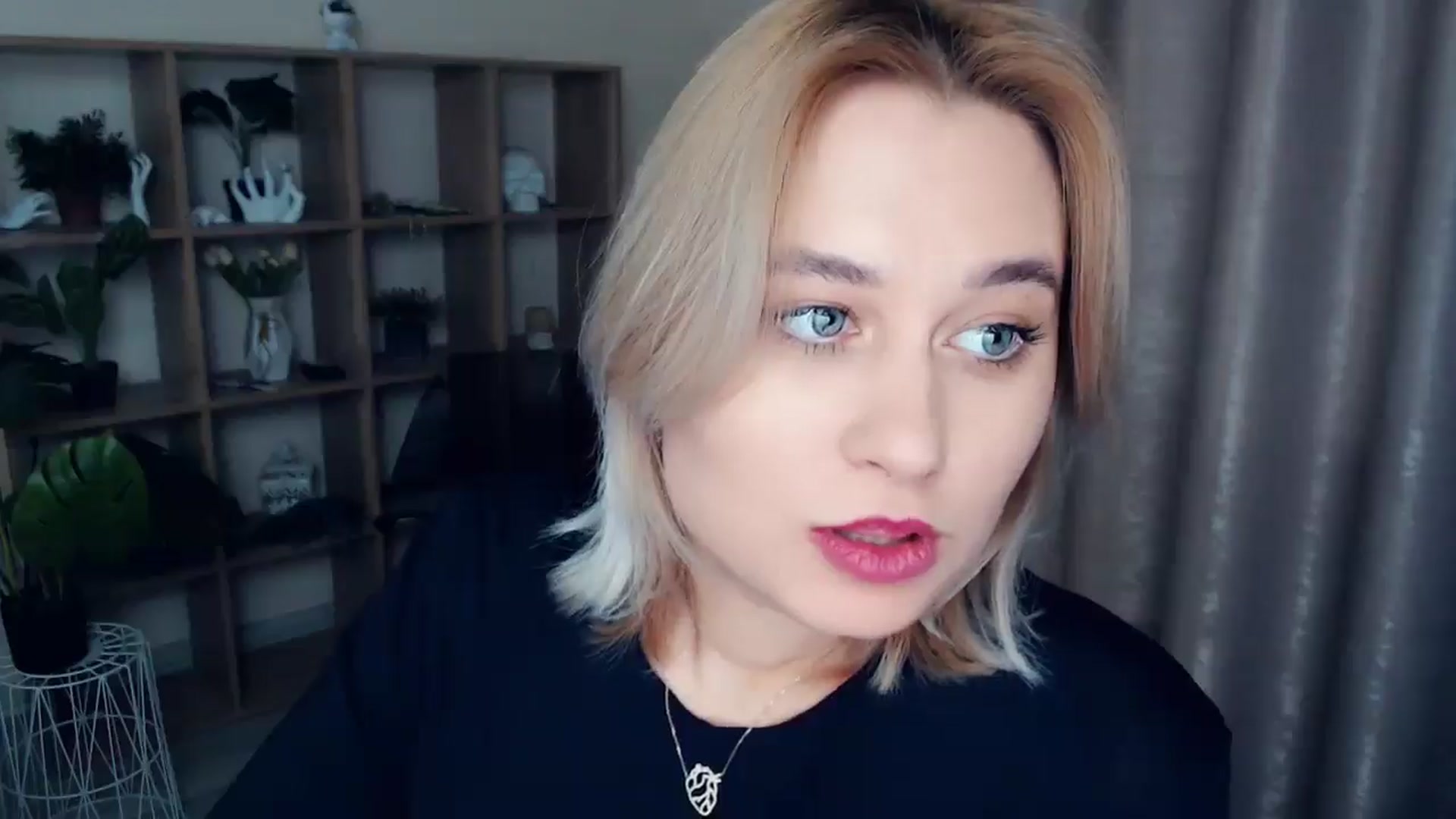 Gallery image thumbnail from Kukla_kolduna's myfreecams stream on, 01/04/2025, 17:28 image 16 of 20