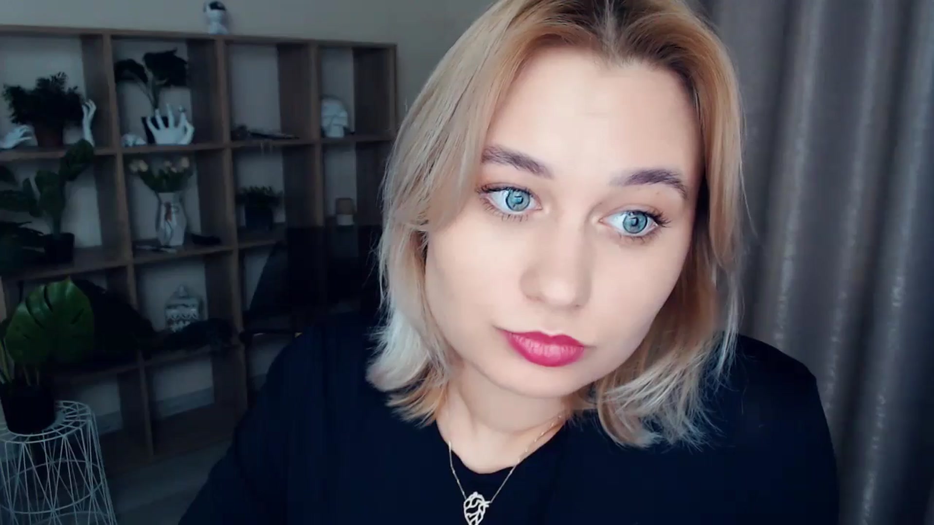 Gallery image thumbnail from Kukla_kolduna's myfreecams stream on, 01/04/2025, 18:49 image 20 of 20