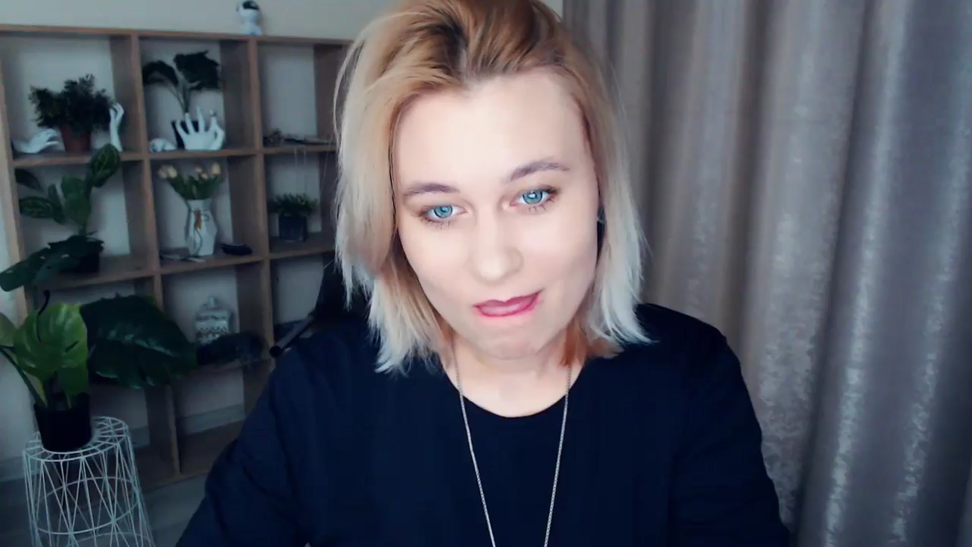 Gallery image thumbnail from Kukla_kolduna's myfreecams stream on, 01/05/2025, 17:10 image 6 of 20