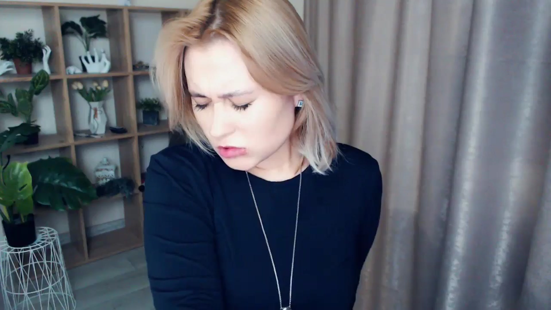Gallery image thumbnail from Kukla_kolduna's myfreecams stream on, 01/05/2025, 17:10 image 20 of 20