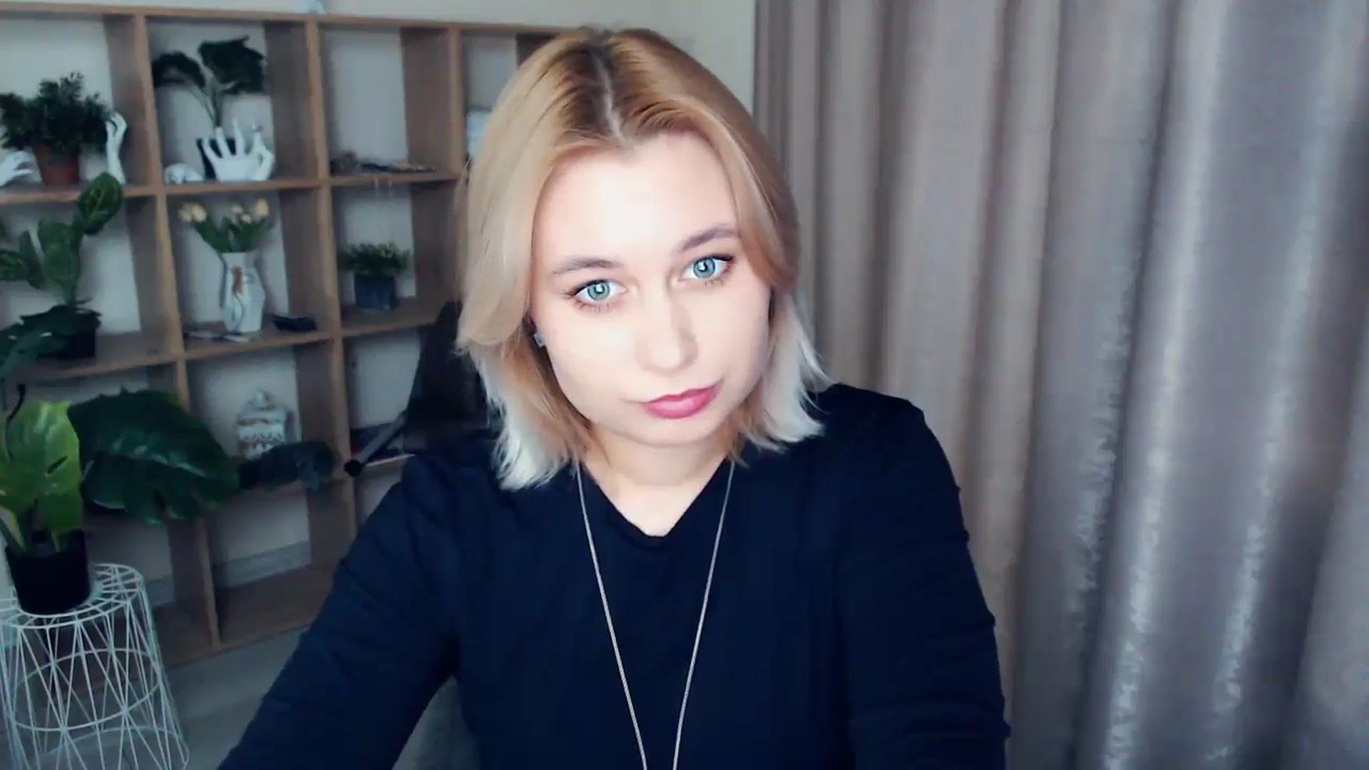 Gallery image thumbnail from Kukla_kolduna's myfreecams stream on, 01/05/2025, 18:20 image 10 of 20
