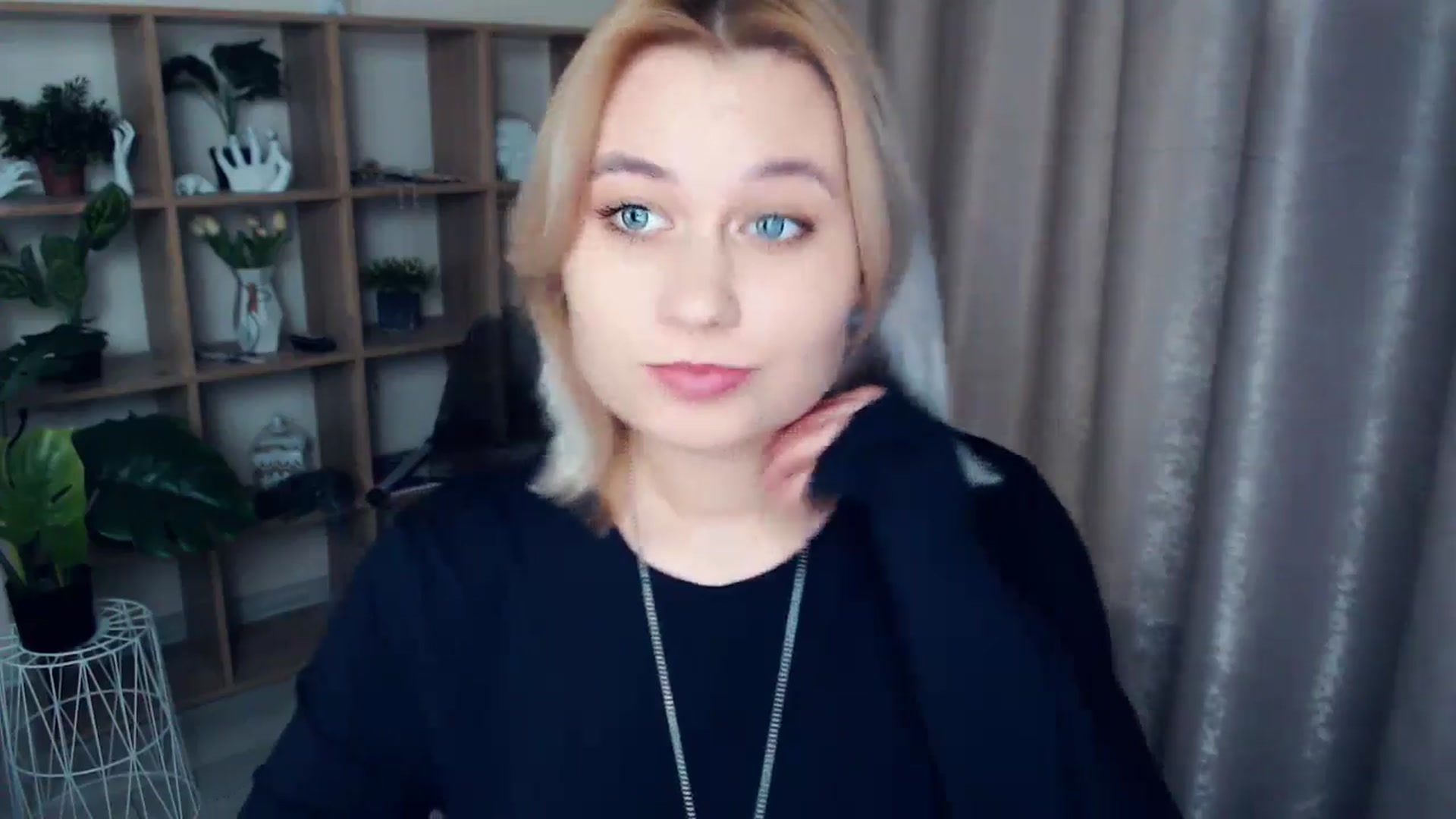 Gallery image thumbnail from Kukla_kolduna's myfreecams stream on, 01/05/2025, 18:20 image 19 of 20