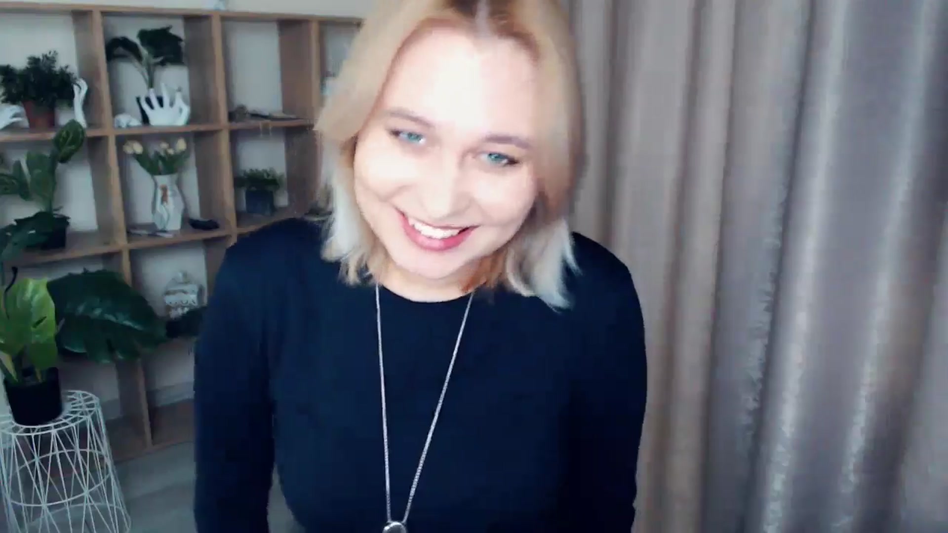 Gallery image thumbnail from Kukla_kolduna's myfreecams stream on, 01/05/2025, 18:20 image 12 of 20
