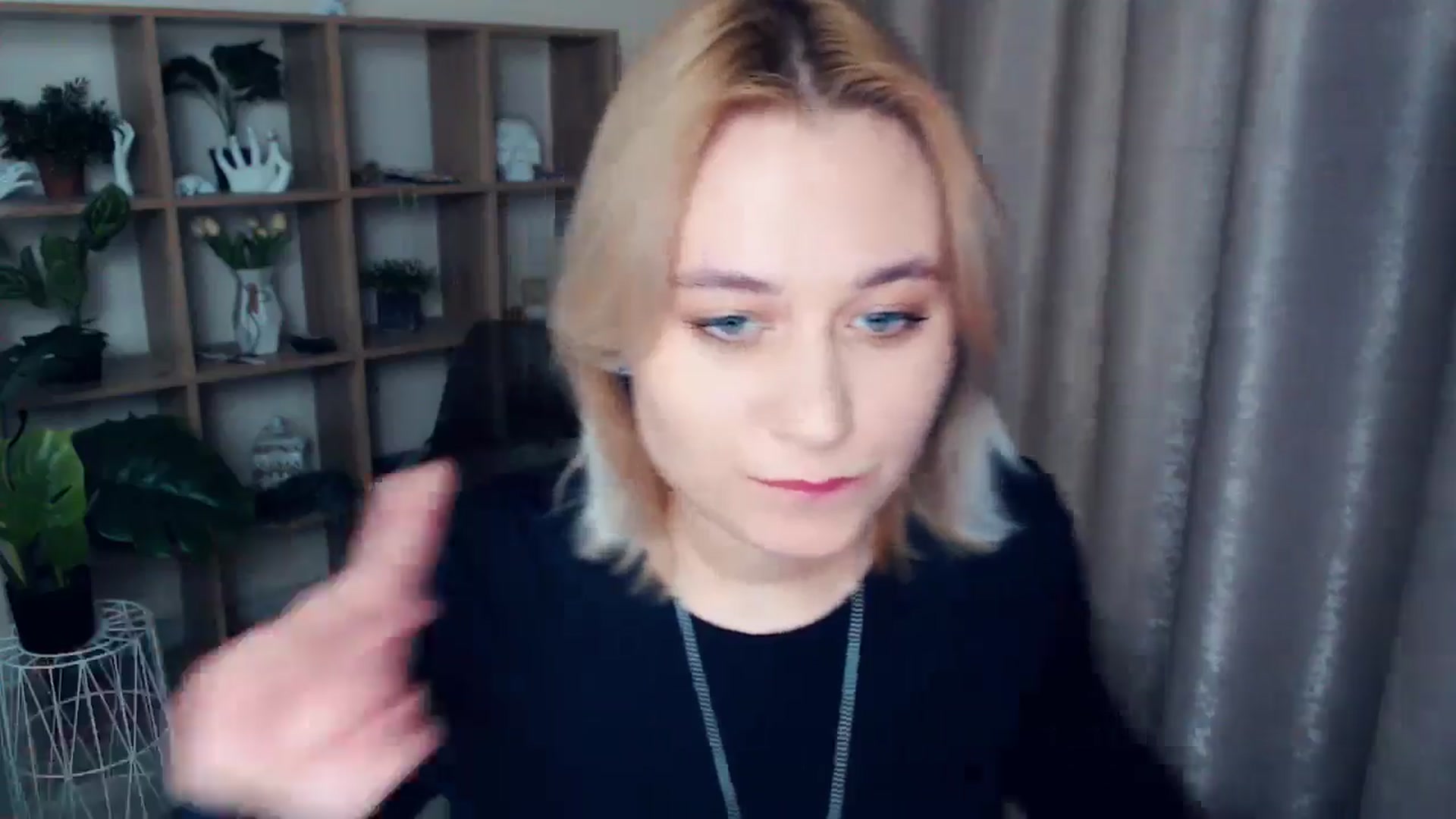 Gallery image thumbnail from Kukla_kolduna's myfreecams stream on, 01/05/2025, 18:20 image 14 of 20