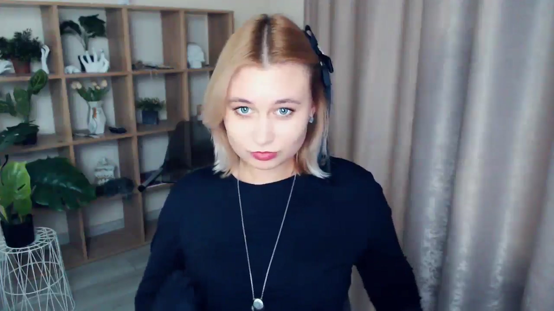 Gallery image thumbnail from Kukla_kolduna's myfreecams stream on, 01/05/2025, 19:15 image 14 of 20