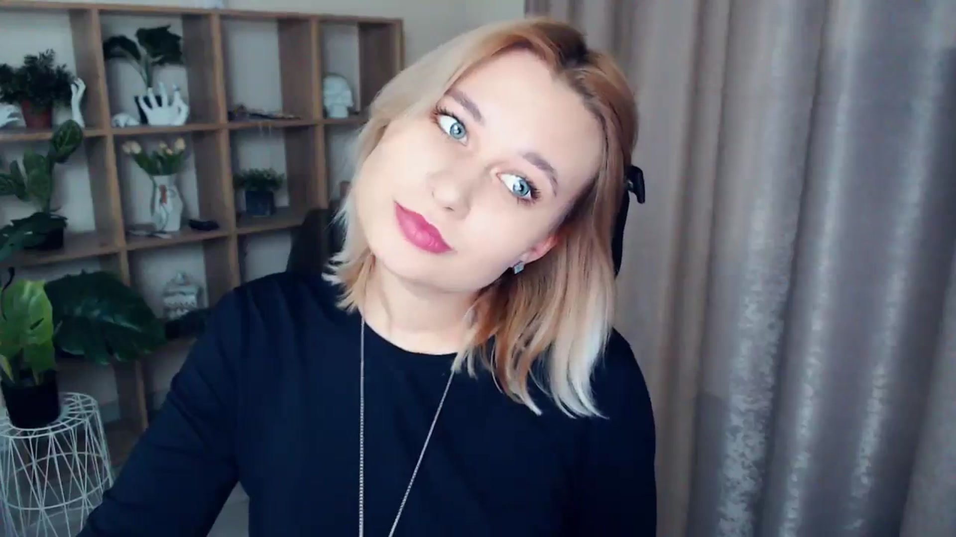 Gallery image thumbnail from Kukla_kolduna's myfreecams stream on, 01/05/2025, 19:15 image 9 of 20