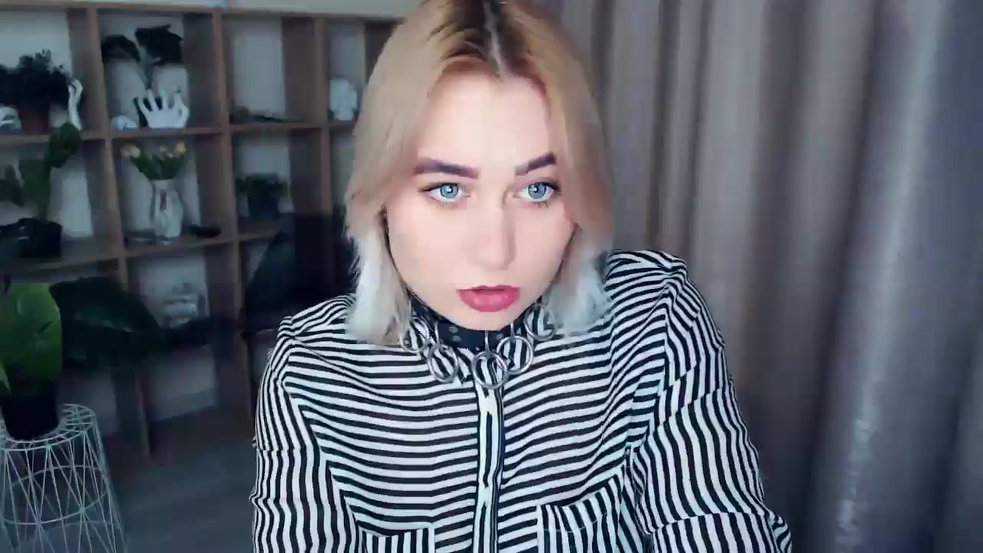 Gallery image thumbnail from Kukla_kolduna's myfreecams stream on, 01/07/2025, 15:44 image 14 of 20