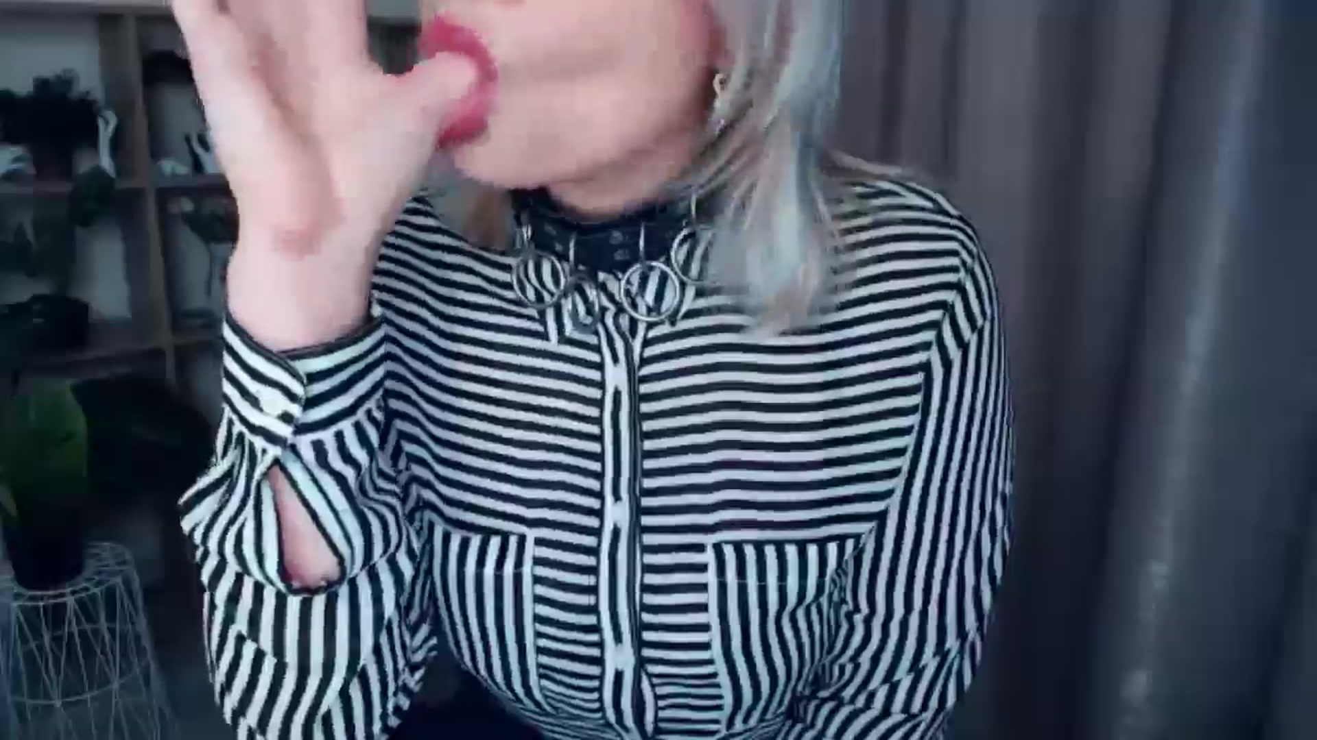 Gallery image thumbnail from Kukla_kolduna's myfreecams stream on, 01/07/2025, 15:44 image 11 of 20