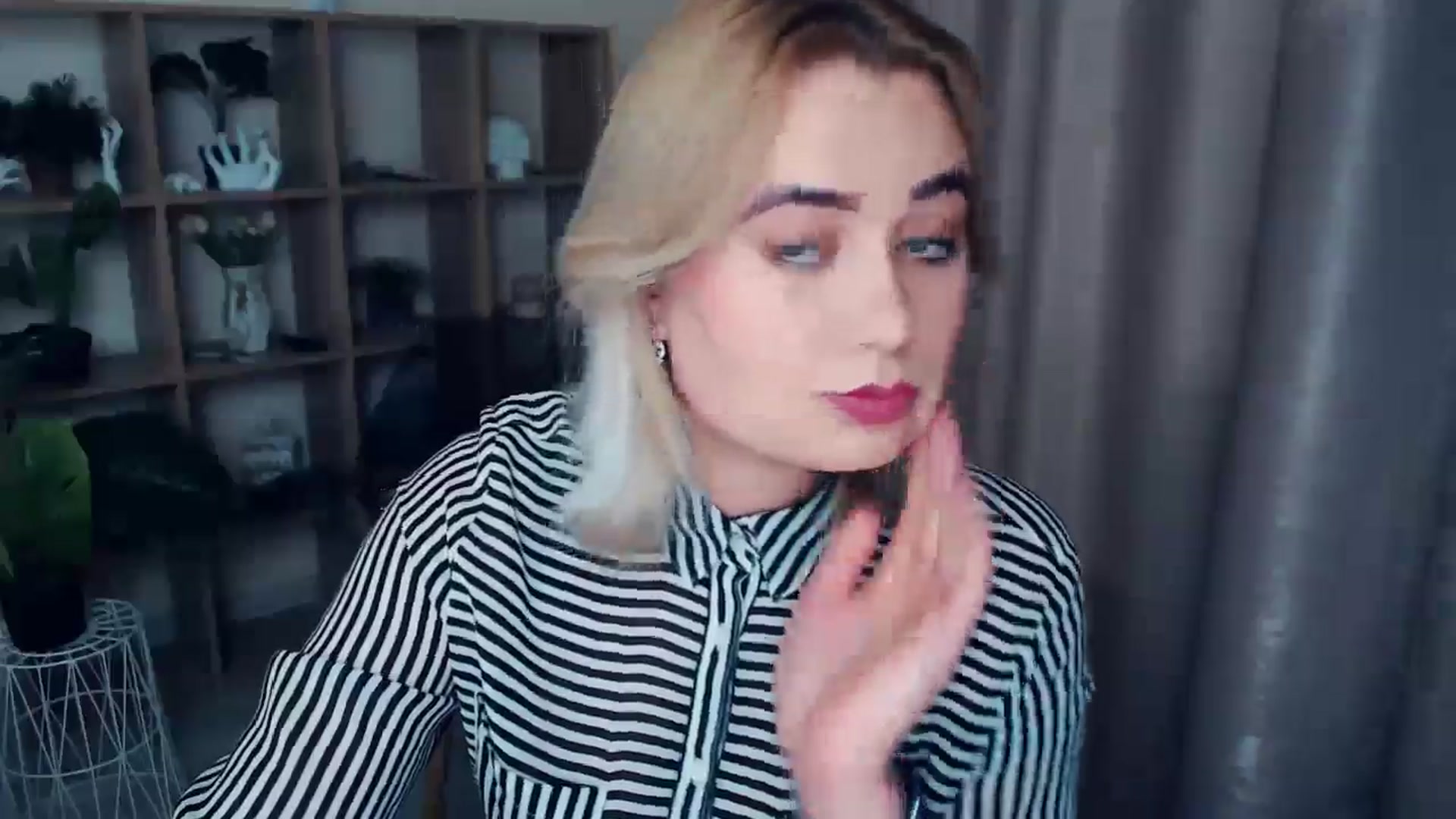 Gallery image thumbnail from Kukla_kolduna's myfreecams stream on, 01/07/2025, 16:47 image 2 of 20