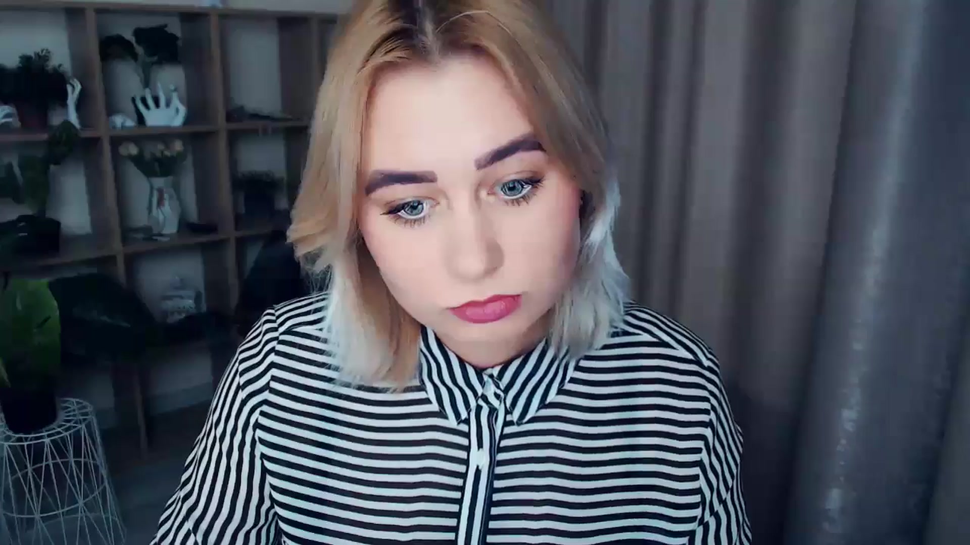 Gallery image thumbnail from Kukla_kolduna's myfreecams stream on, 01/07/2025, 16:47 image 10 of 20