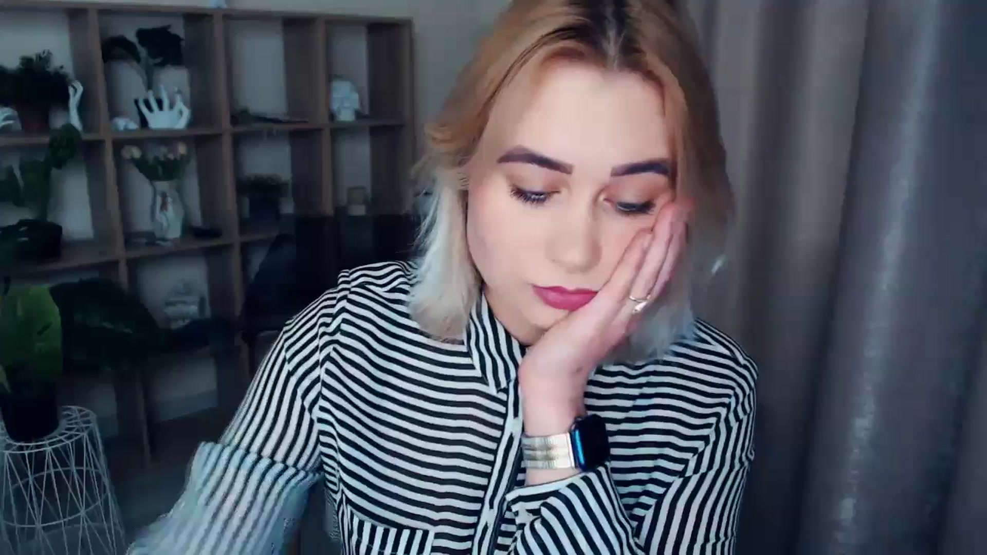 Gallery image thumbnail from Kukla_kolduna's myfreecams stream on, 01/07/2025, 16:47 image 1 of 20