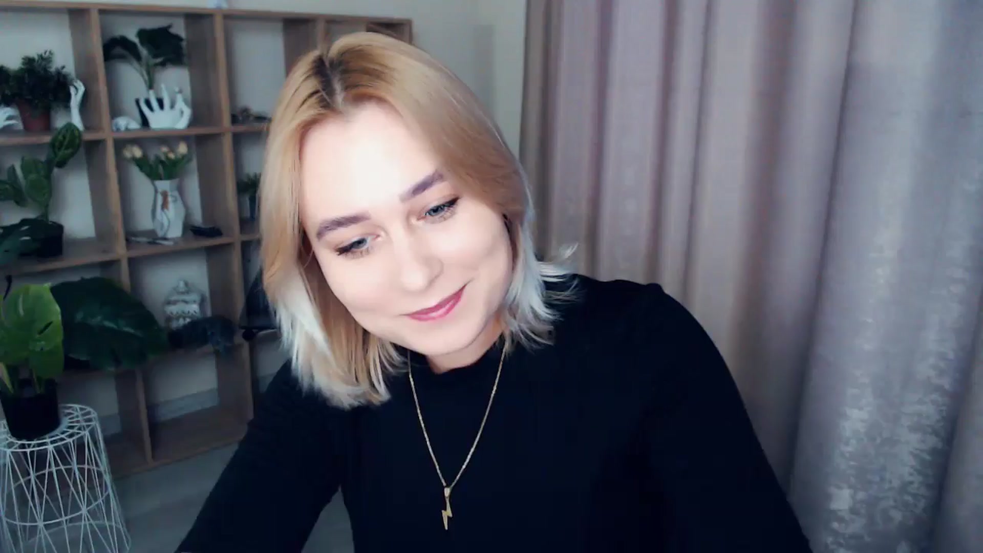 Gallery image thumbnail from Kukla_kolduna's myfreecams stream on, 01/08/2025, 15:08 image 7 of 20
