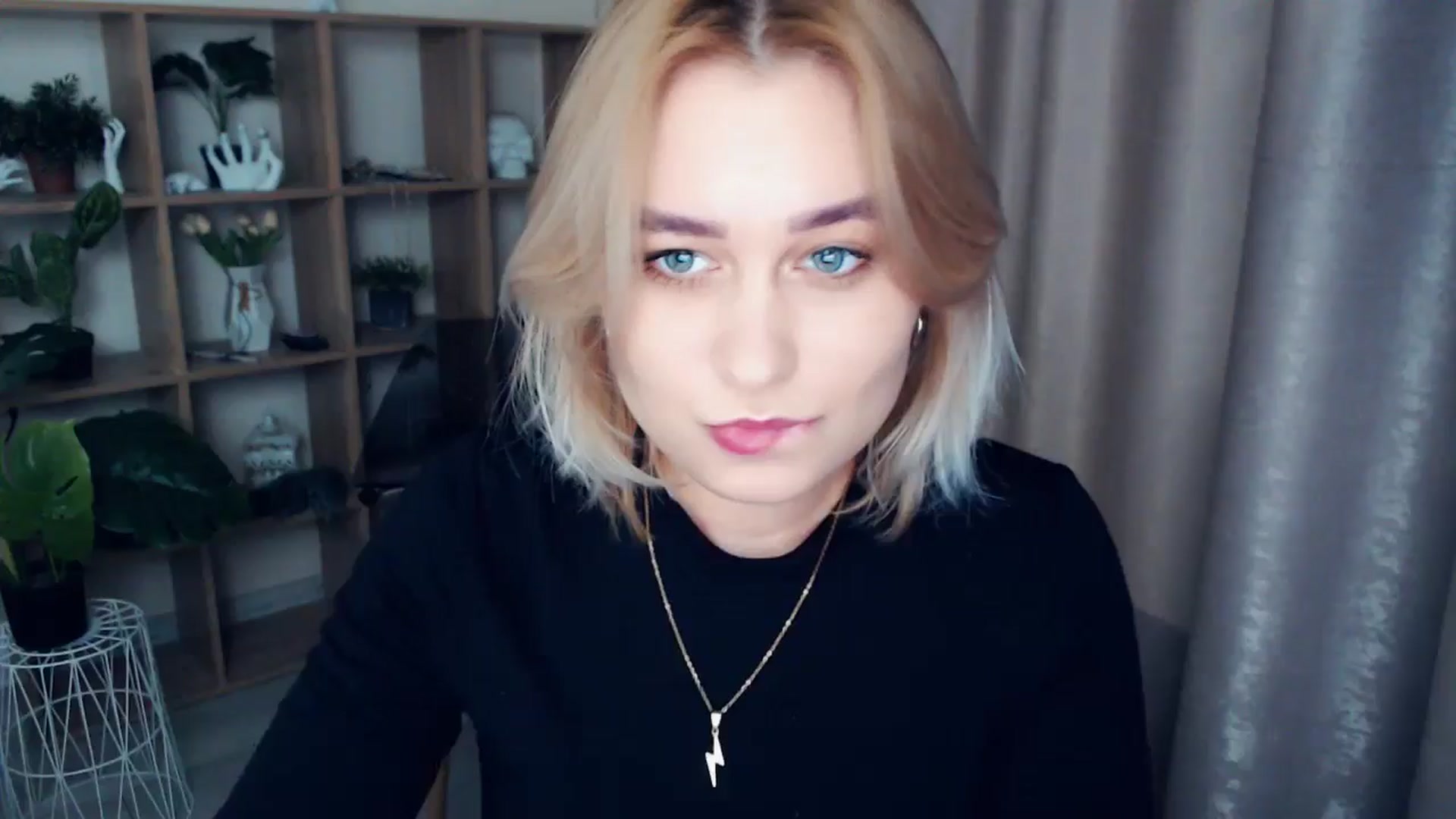 Gallery image thumbnail from Kukla_kolduna's myfreecams stream on, 01/08/2025, 15:08 image 14 of 20