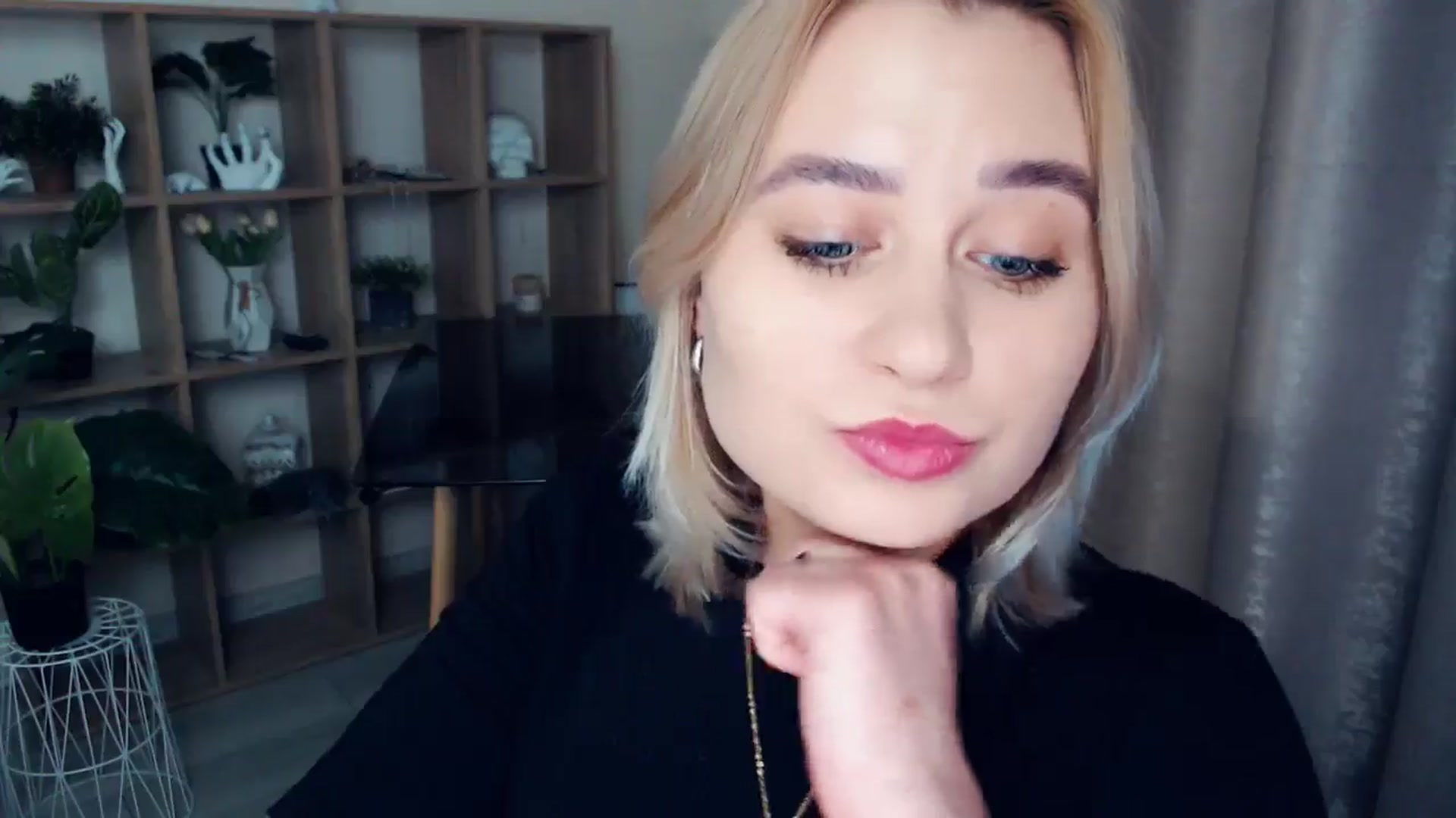 Gallery image thumbnail from Kukla_kolduna's myfreecams stream on, 01/08/2025, 16:07 image 20 of 20