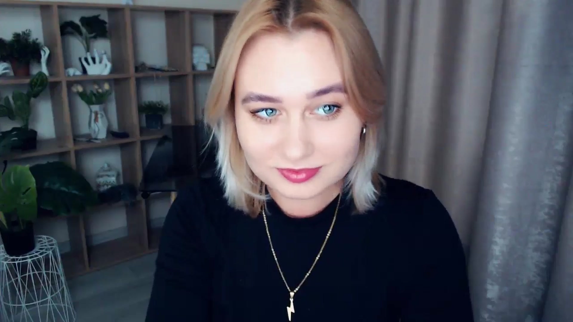 Gallery image thumbnail from Kukla_kolduna's myfreecams stream on, 01/08/2025, 16:07 image 8 of 20