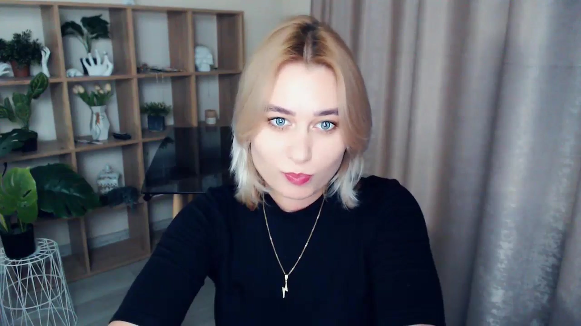 Gallery image thumbnail from Kukla_kolduna's myfreecams stream on, 01/08/2025, 16:07 image 5 of 20