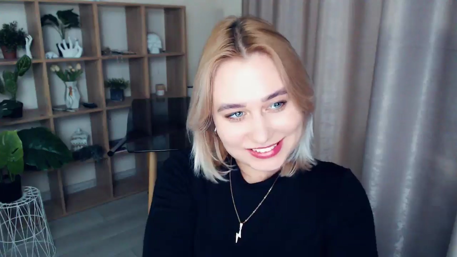 Gallery image thumbnail from Kukla_kolduna's myfreecams stream on, 01/08/2025, 19:07 image 4 of 20