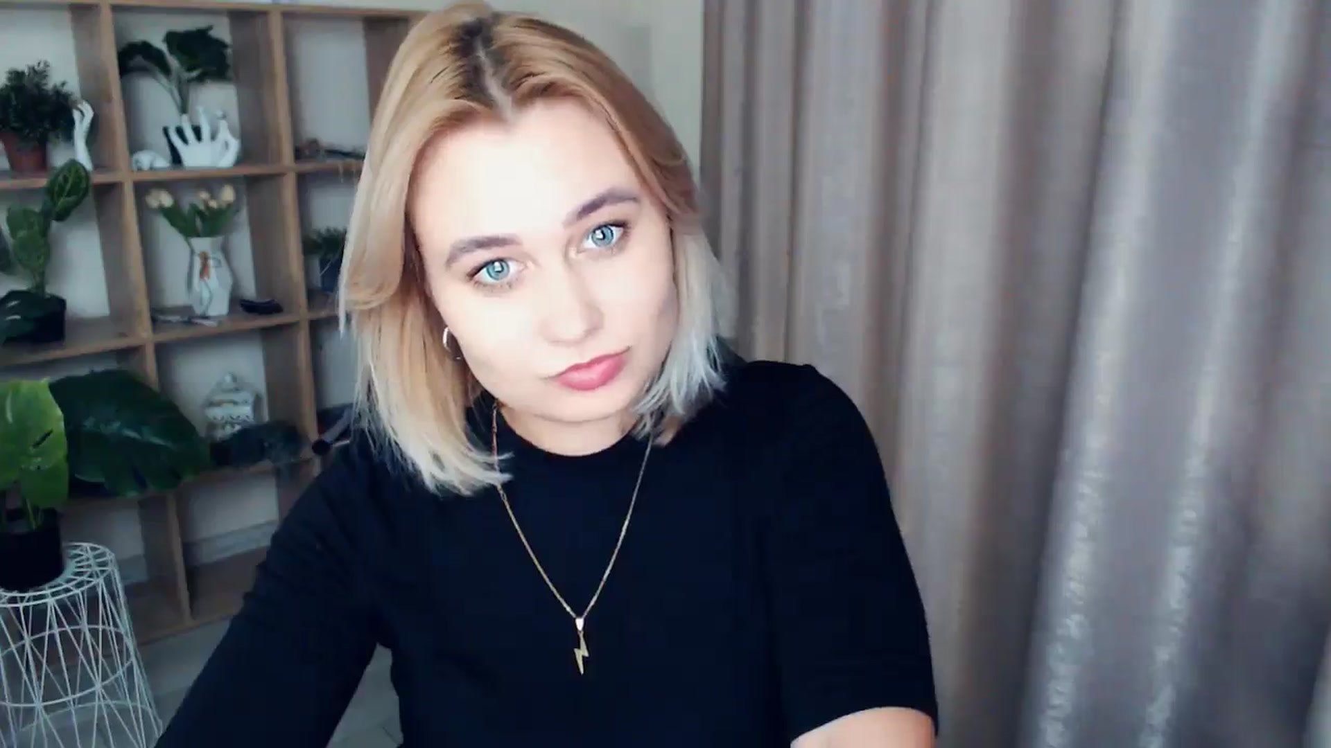 Gallery image thumbnail from Kukla_kolduna's myfreecams stream on, 01/08/2025, 19:07 image 19 of 20