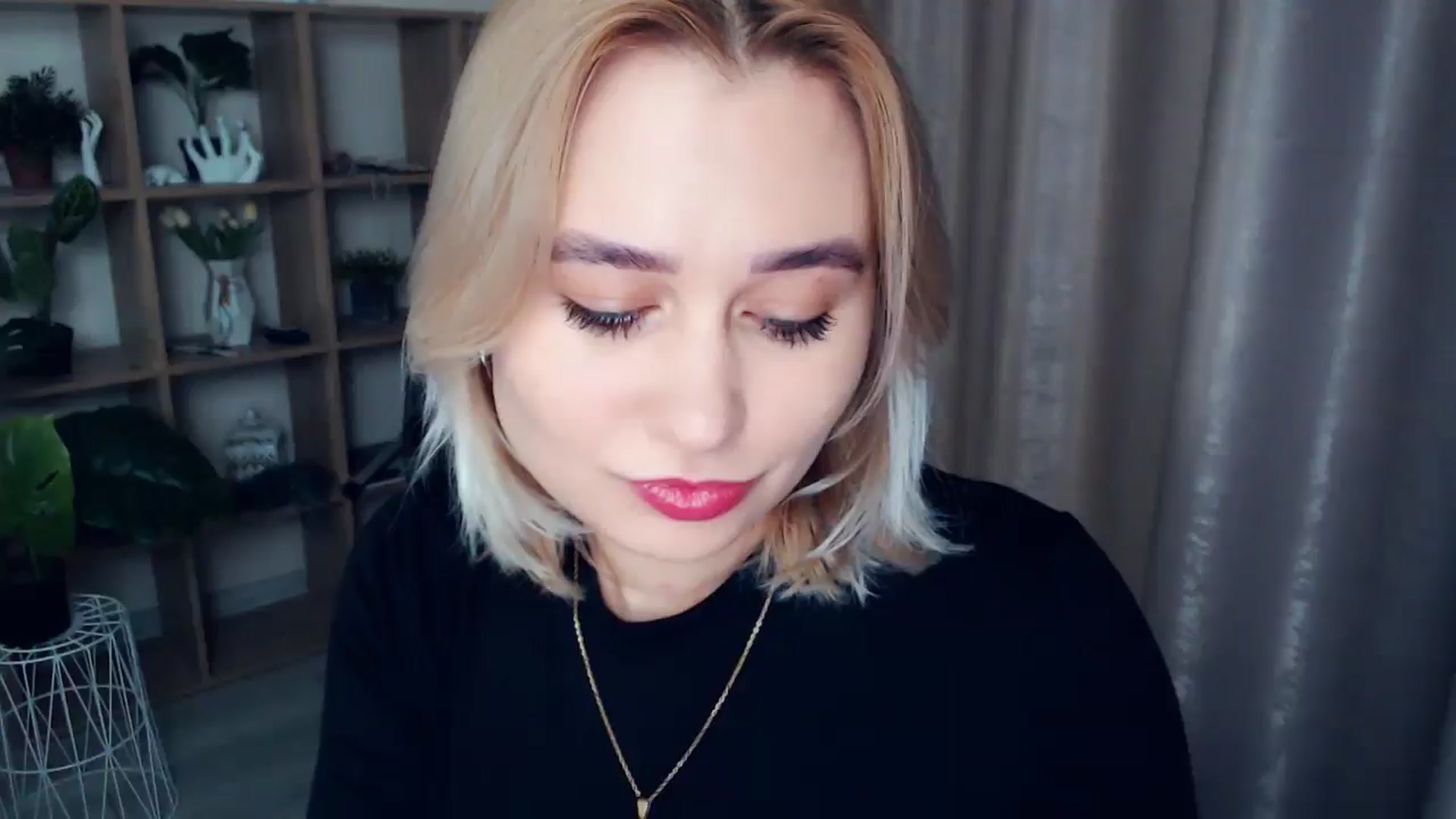 Gallery image thumbnail from Kukla_kolduna's myfreecams stream on, 01/08/2025, 19:07 image 1 of 20
